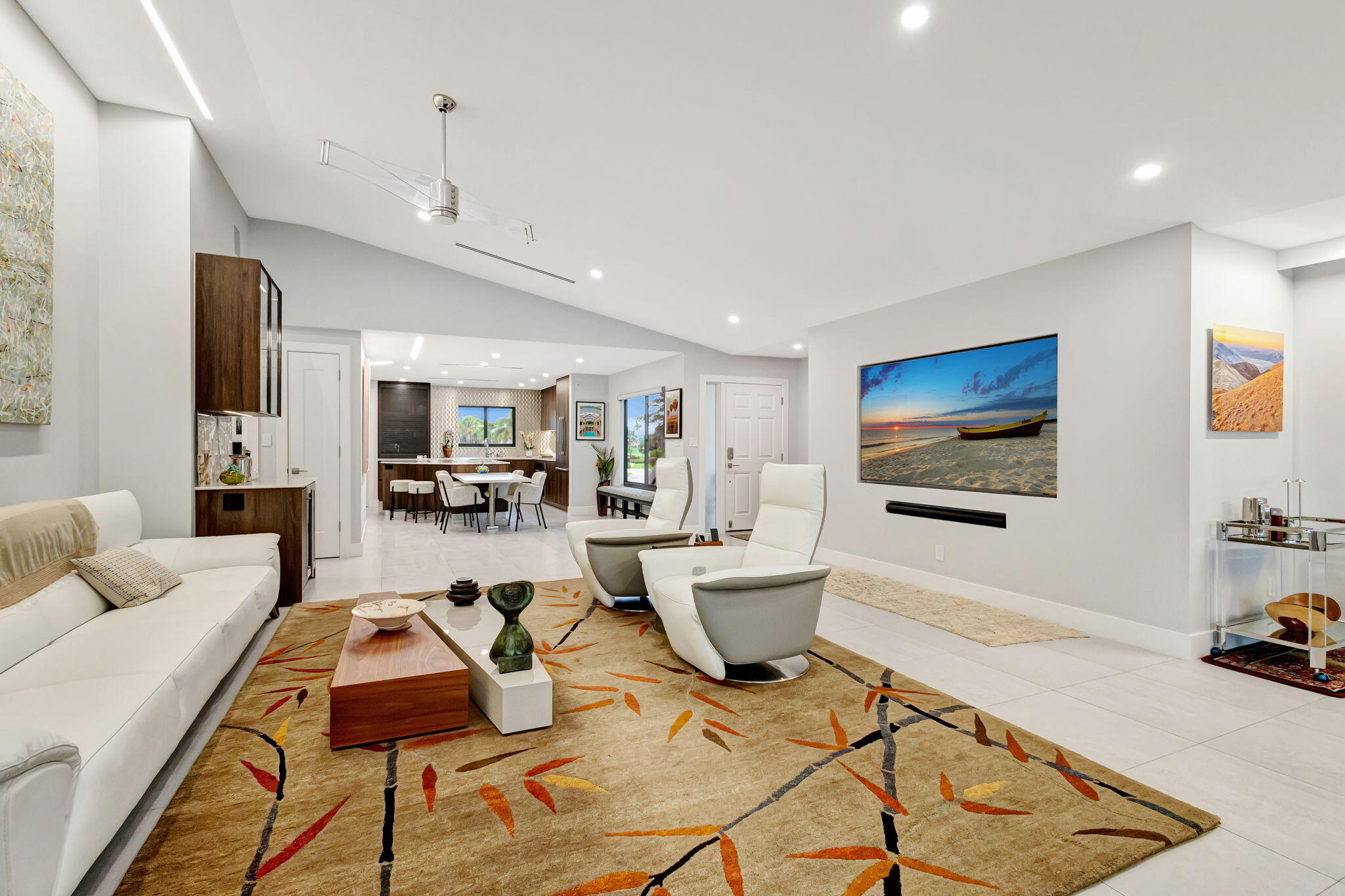 GLENEAGLES CONDO IV - Residential