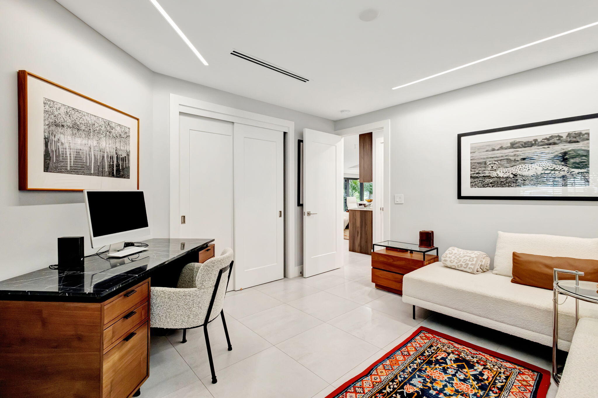 GLENEAGLES CONDO IV - Residential