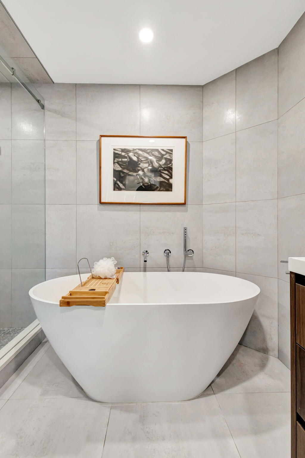 GLENEAGLES CONDO IV - Residential