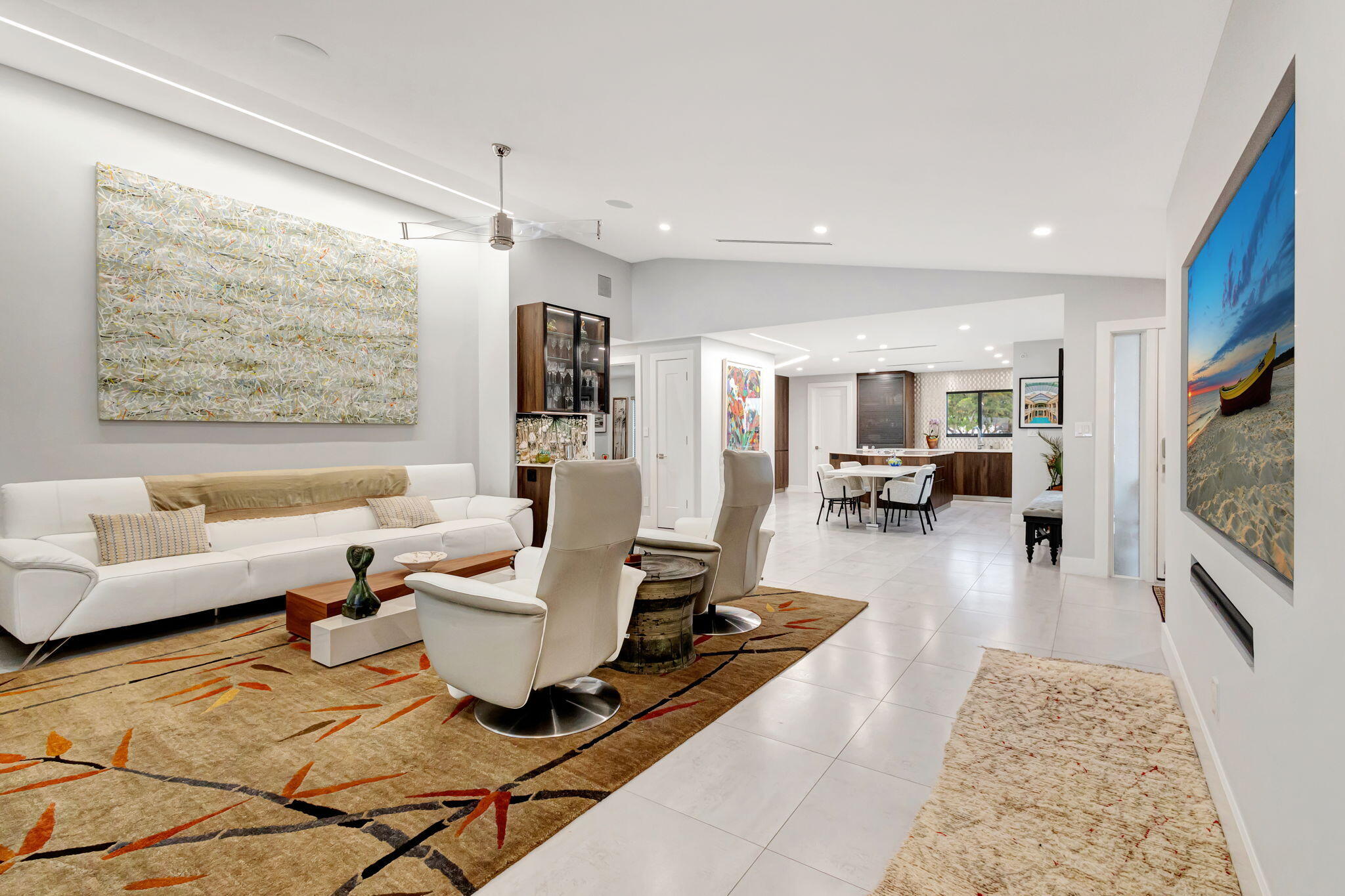 GLENEAGLES CONDO IV - Residential