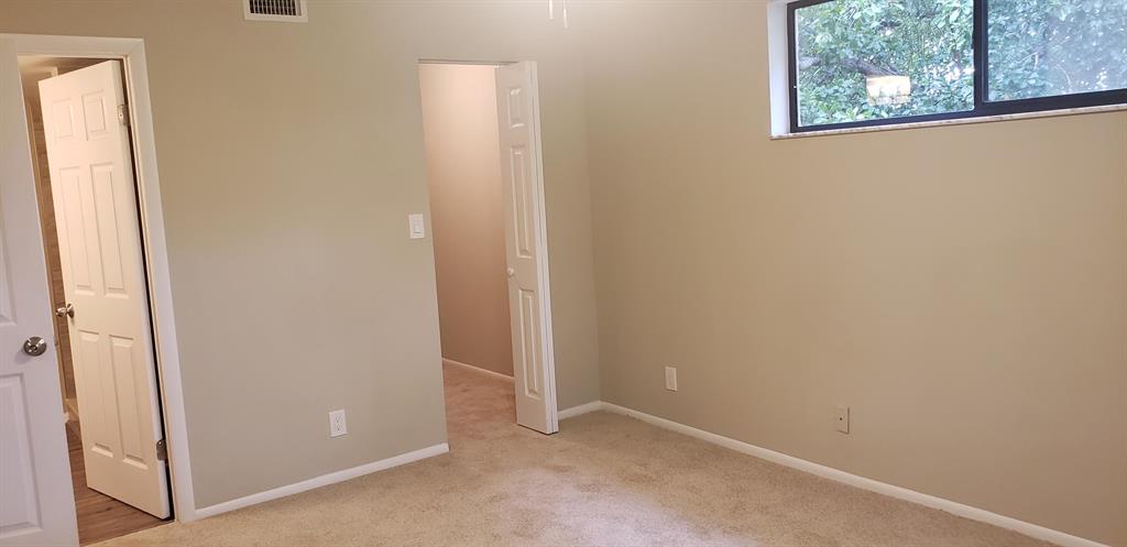 OAKLAND FOREST CLUB CONDO - Residential