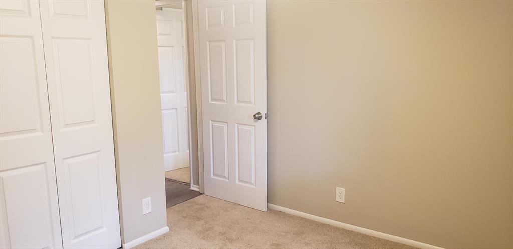 OAKLAND FOREST CLUB CONDO - Residential