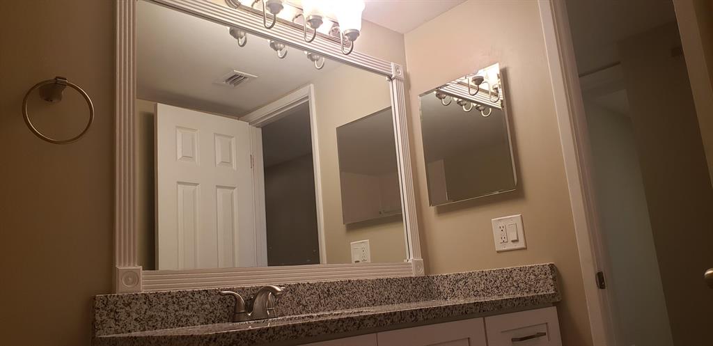 OAKLAND FOREST CLUB CONDO - Residential