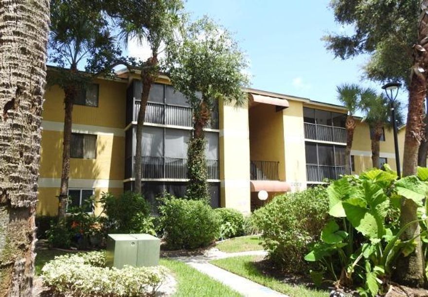 Beautiful Remodeled unit in desirable quiet Oakland Forest Club Community. This unit features a beautiful upgraded kitchen with wood cabinets and marble counter tops. Renovated bathrooms, freshly painted, all new plumbing and light fixtures. Newer ac unit and water heater, Lots of storage space, Full Washer and Dryer, Vaulted Ceilings and Beautiful Large Screened Balcony Conveniently located near I-95 and Turnpike and short distance to the beach. Enjoy the great amenities this condo has to offer like swimming pool, fitness center, BBQ area, tennis courts and more! This is a pet friendly community up to 2 dogs under 40 lbs, new owner can rent this condo after one year of ownership. This condo has low HOA and amazing reserves. A must see.