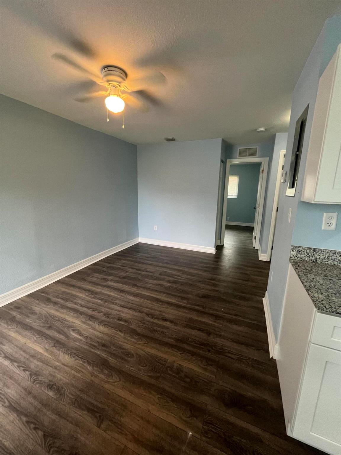 PALM TREE (Downtown Pompa - Commercial Sale