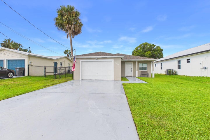 Photo 1 of 70 — 6784 3rd Street, Jupiter, FL 33458