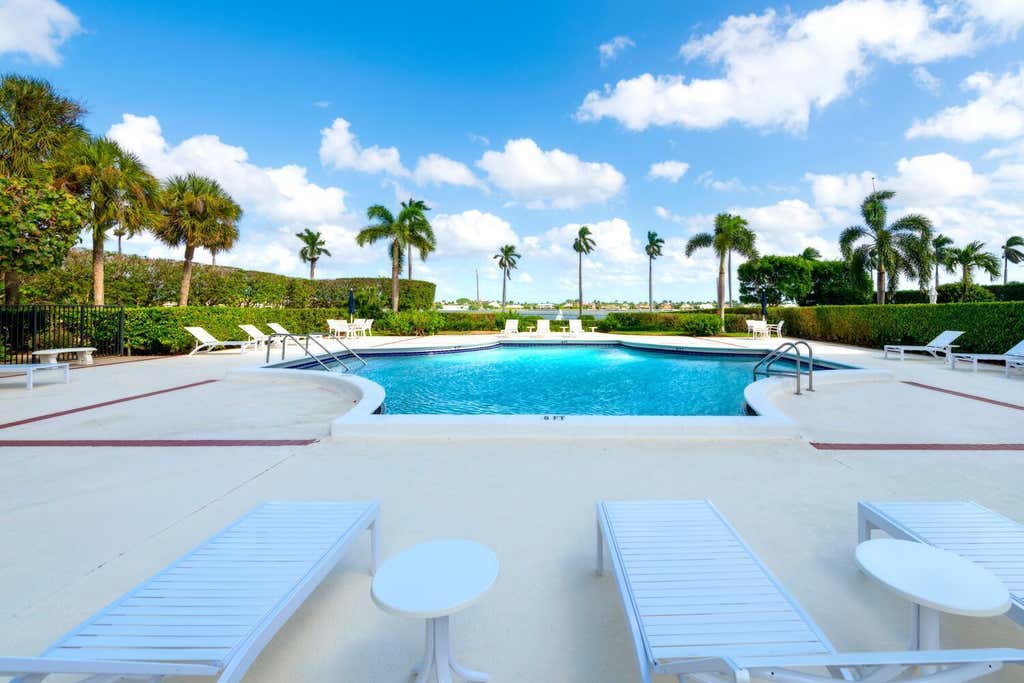 Photo of 1801 S Flagler Drive #Ph 11, West Palm Beach, FL 33401 (MLS # R11142230)