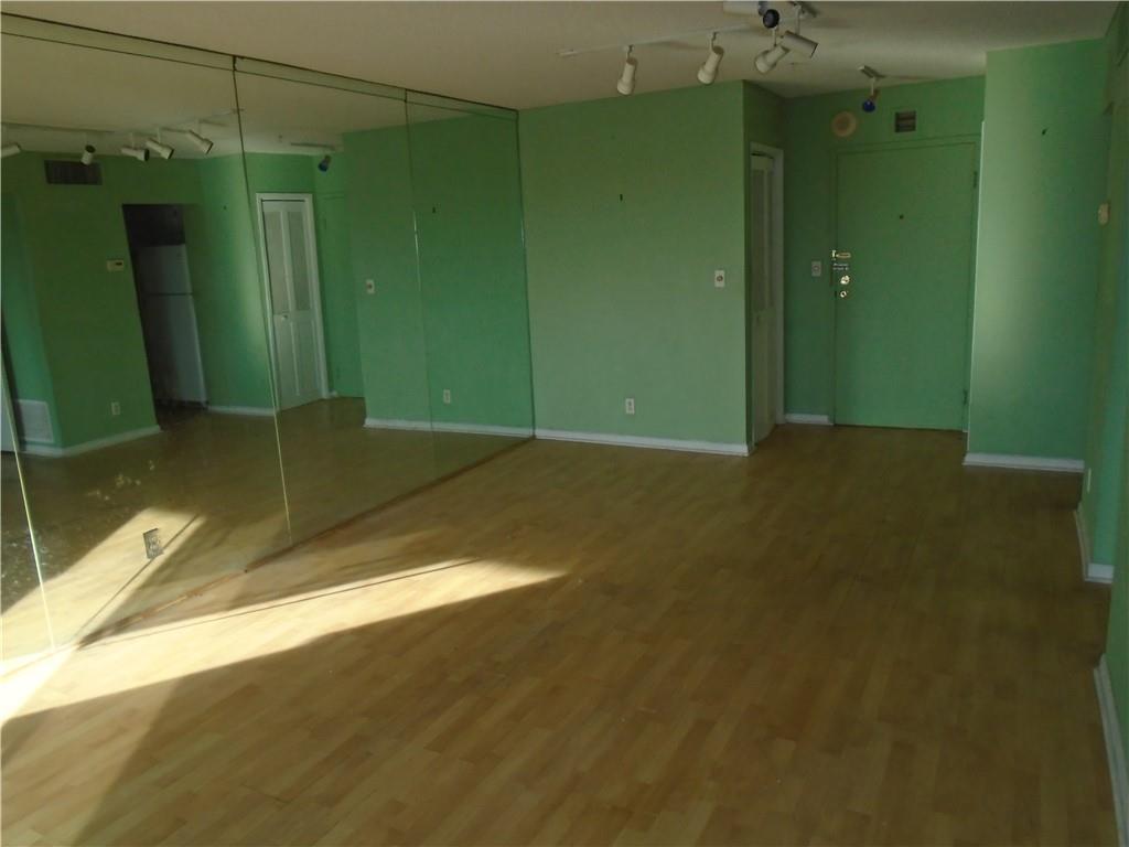 VICTORIA PARK TOWER - Residential