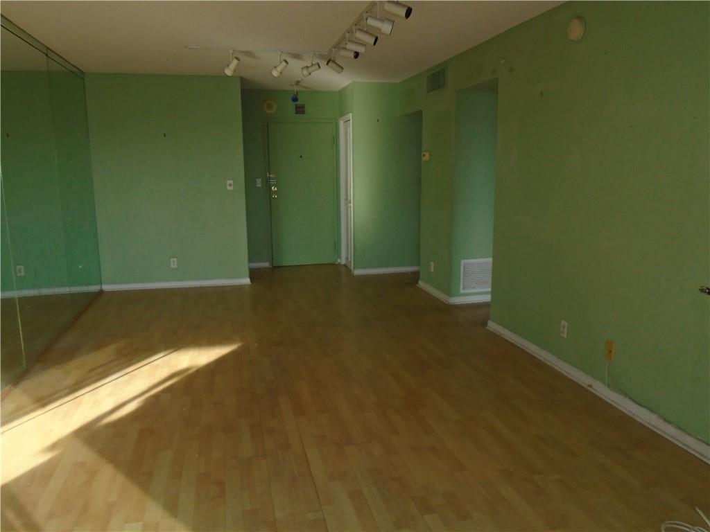 VICTORIA PARK TOWER - Residential