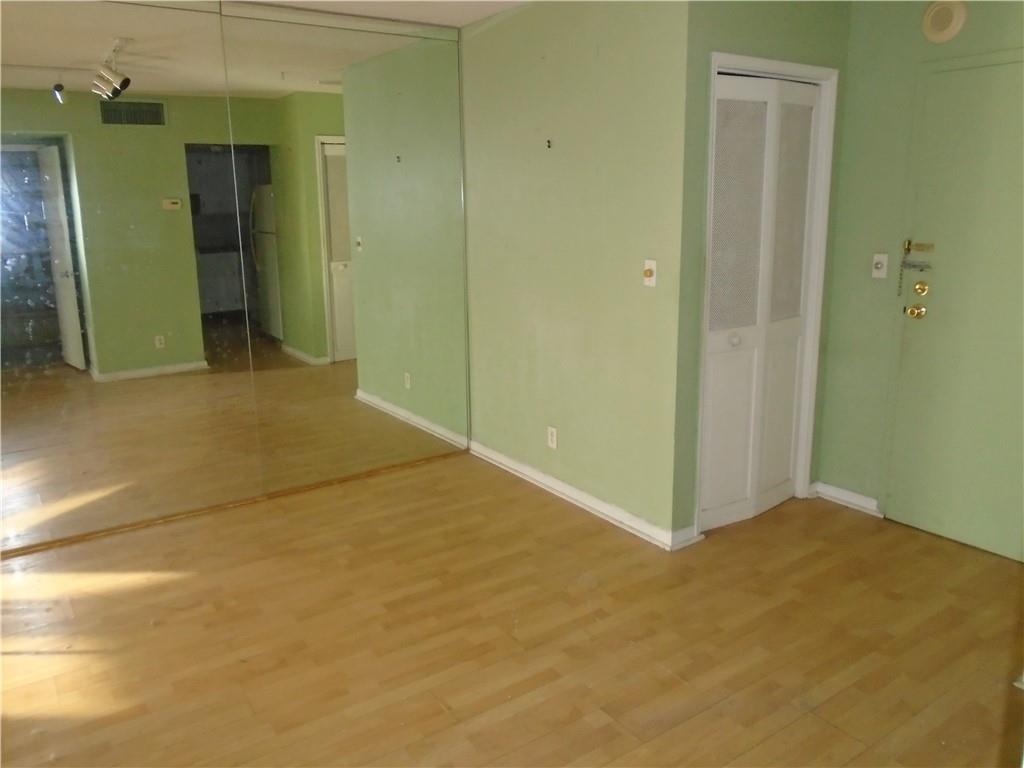 VICTORIA PARK TOWER - Residential