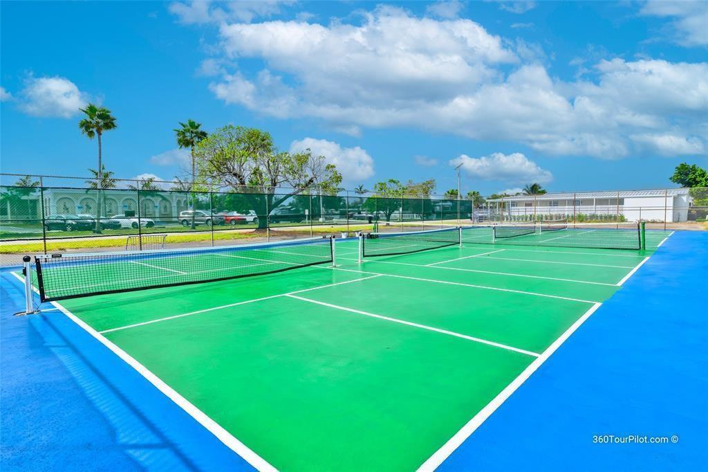 RAVENSWOOD ESTATES & MARINAS - Residential