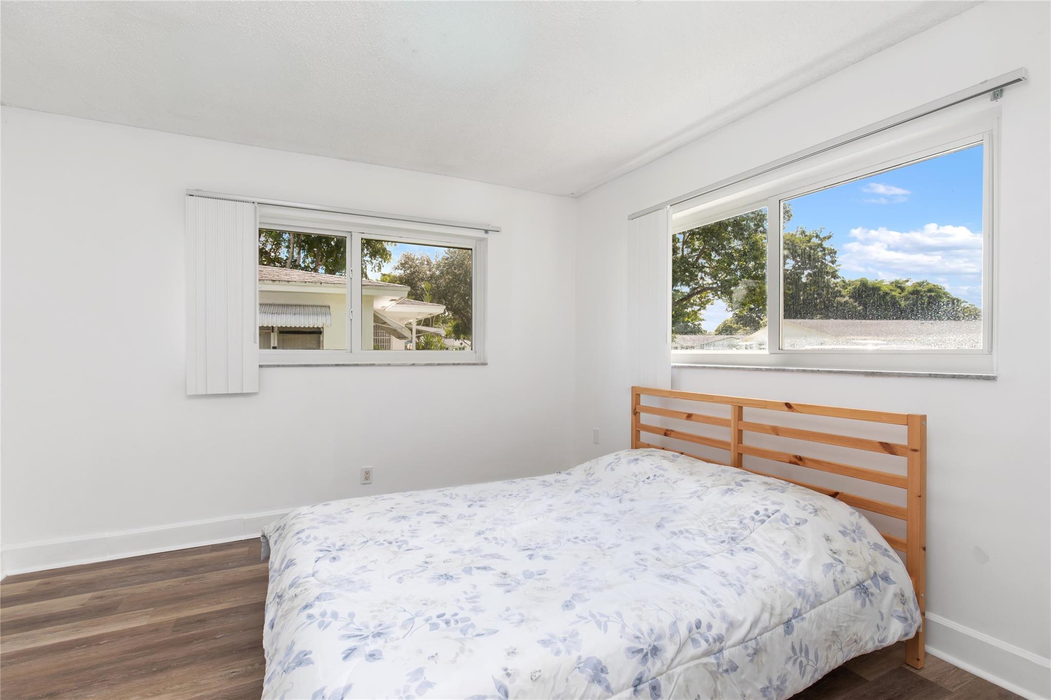 Lauderdale West - Residential