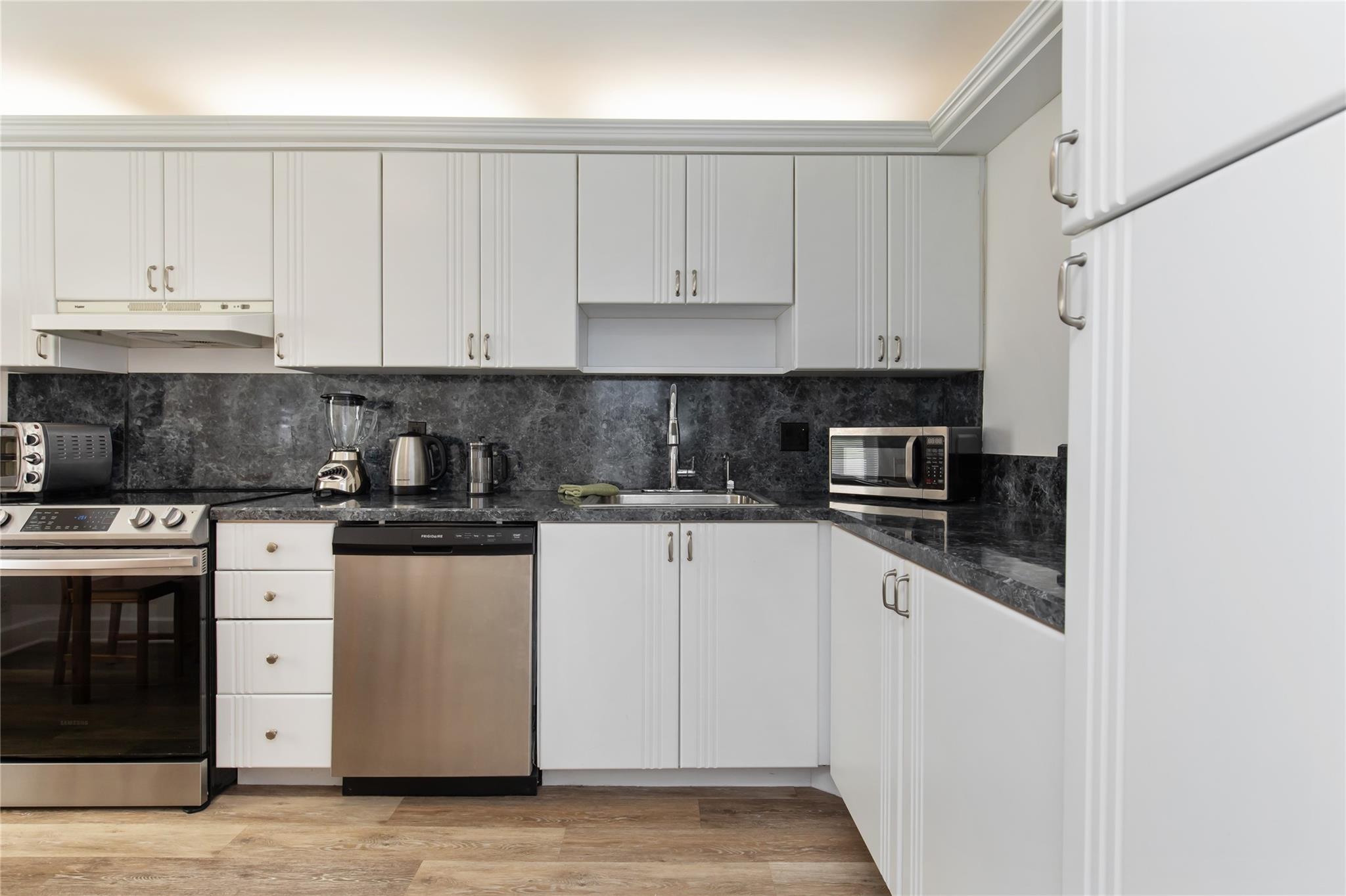 Lauderdale West - Residential