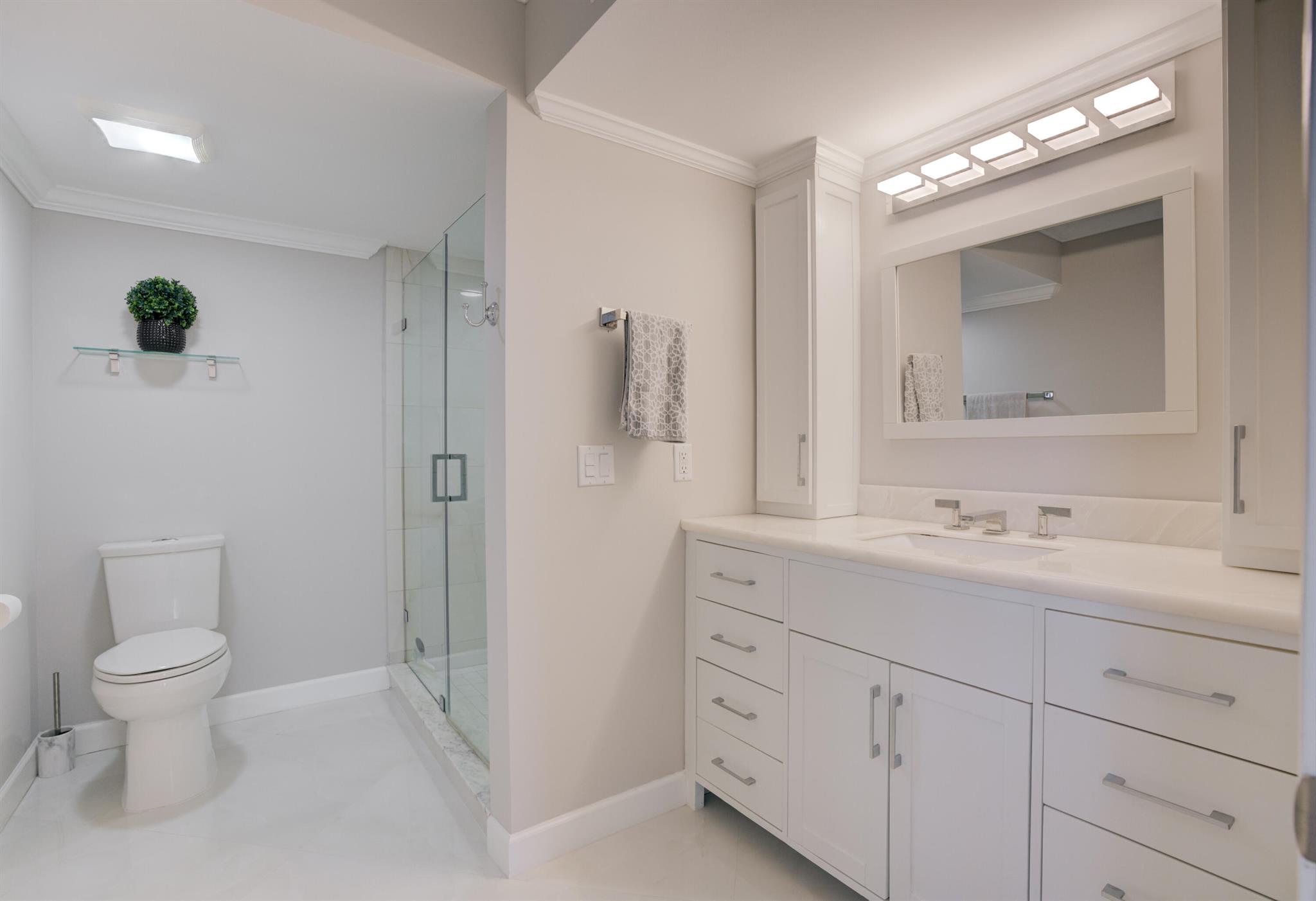 View photos, virtual tours, details... 200 Ocean Trail Way 910