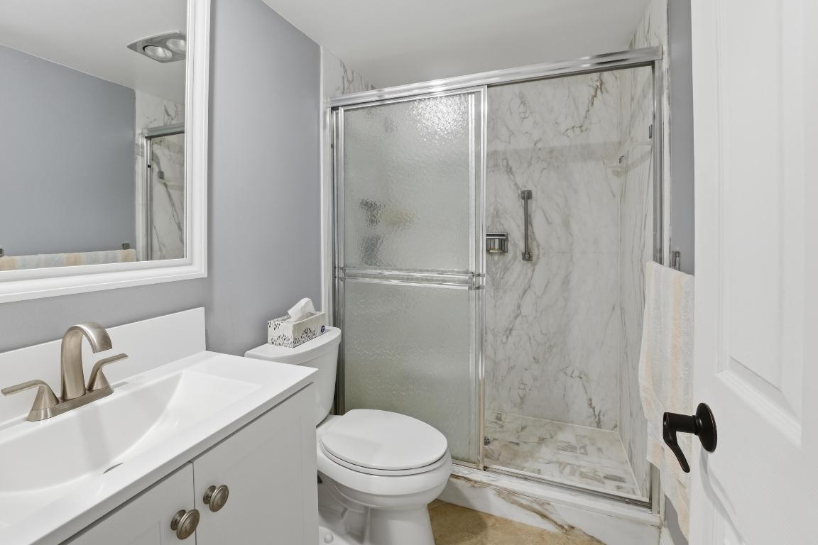 LA MAR CONDO APTS DECL - Residential