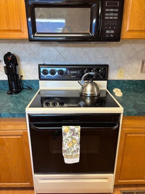 Spanish Lakes Golf Village - Residential