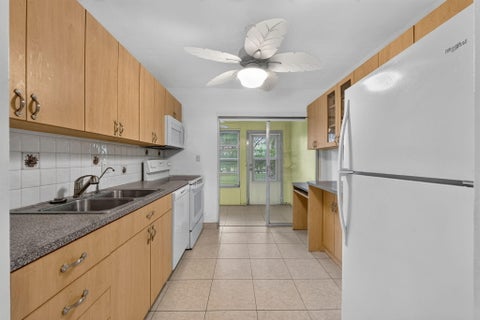Tiny photo for 251 NW 76th Avenue #105, Margate, FL 33063 (MLS # B26046202)