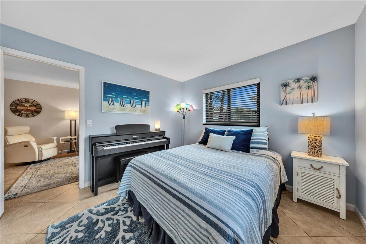 MIDDLE RIVER HOMES CONDO - Residential