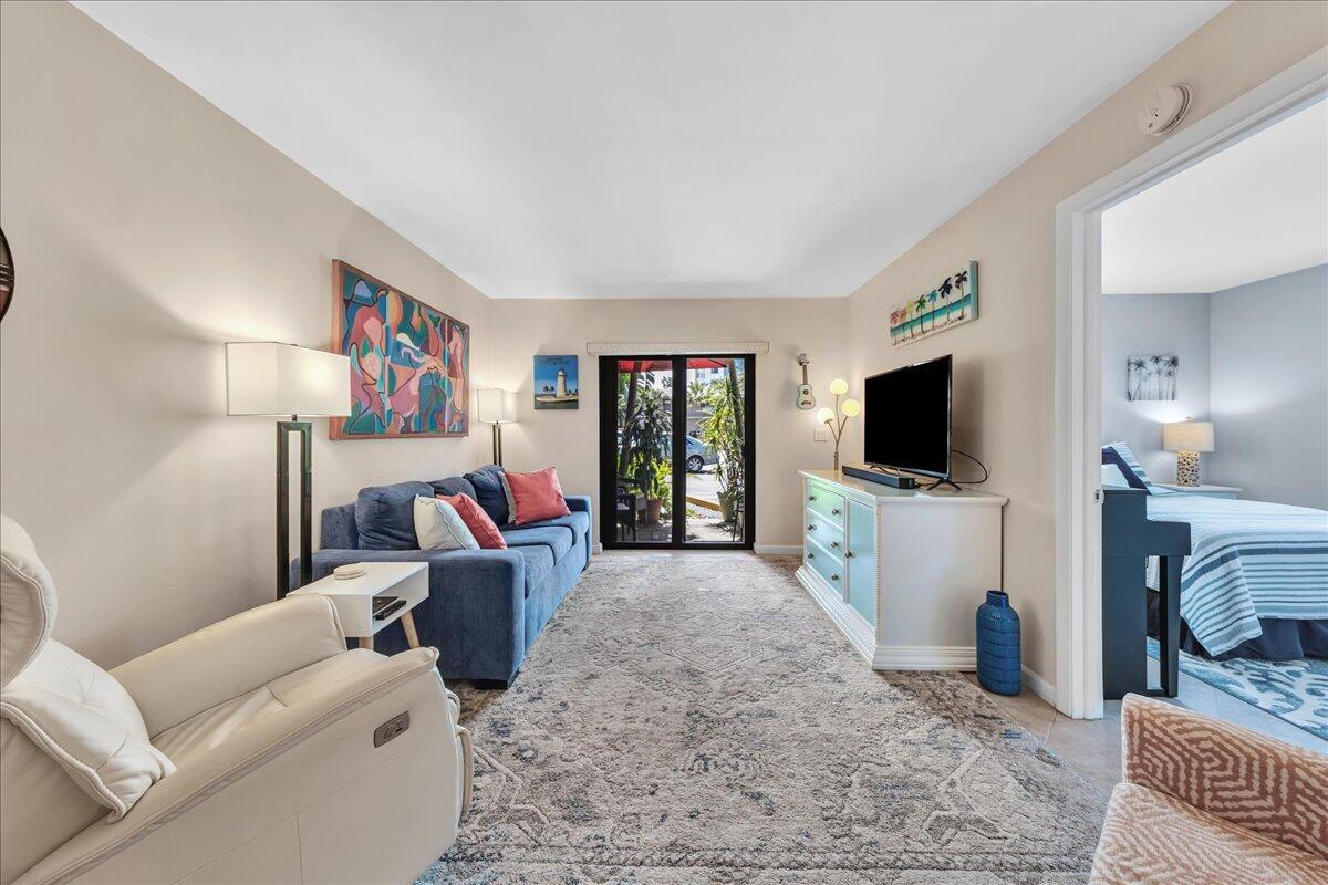 MIDDLE RIVER HOMES CONDO - Residential