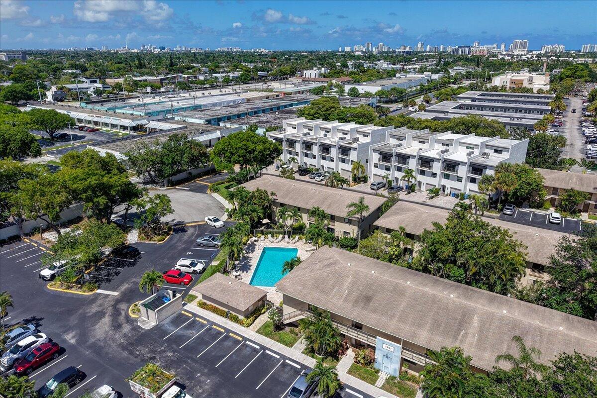 MIDDLE RIVER HOMES CONDO - Residential
