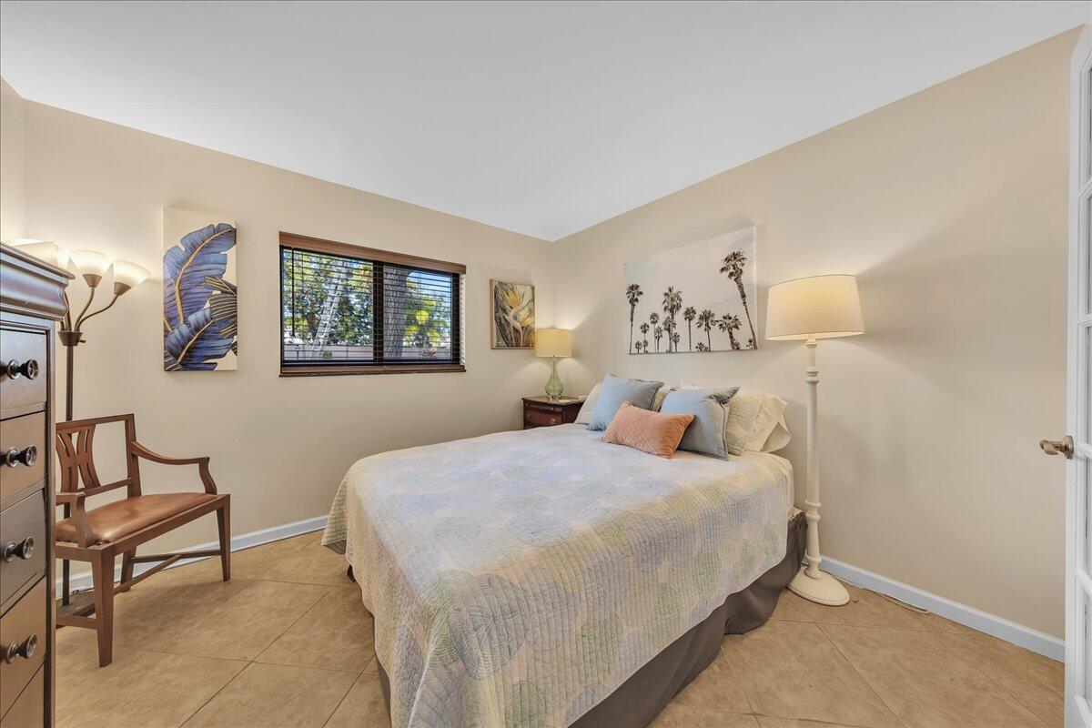 MIDDLE RIVER HOMES CONDO - Residential