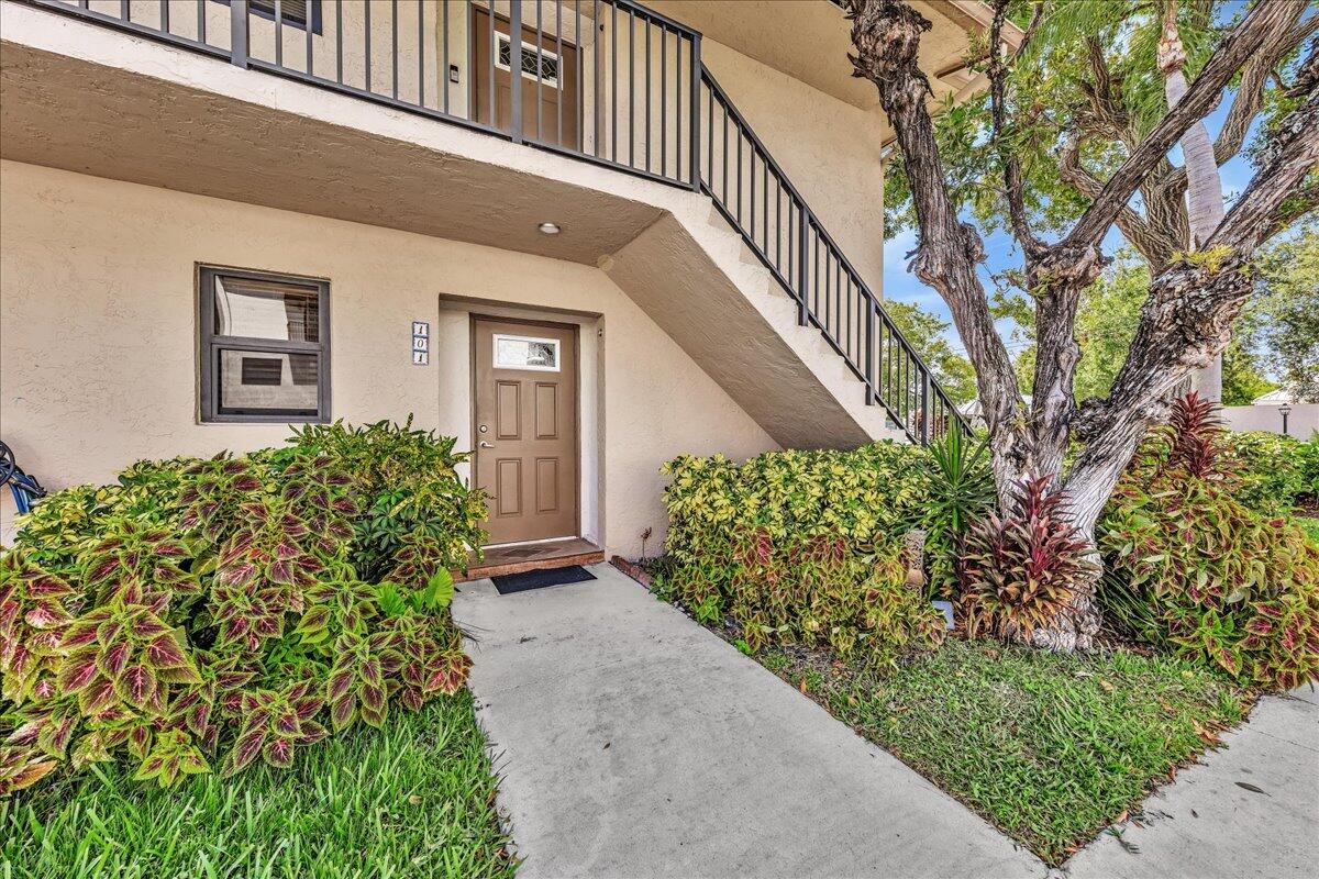 MIDDLE RIVER HOMES CONDO - Residential