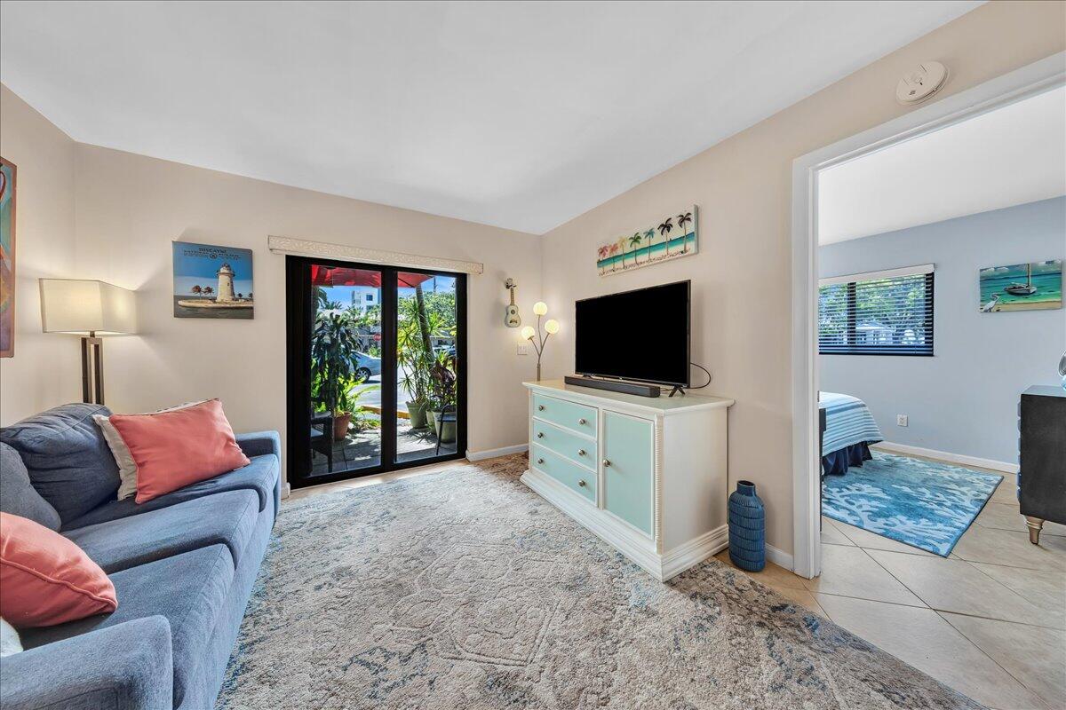 MIDDLE RIVER HOMES CONDO - Residential