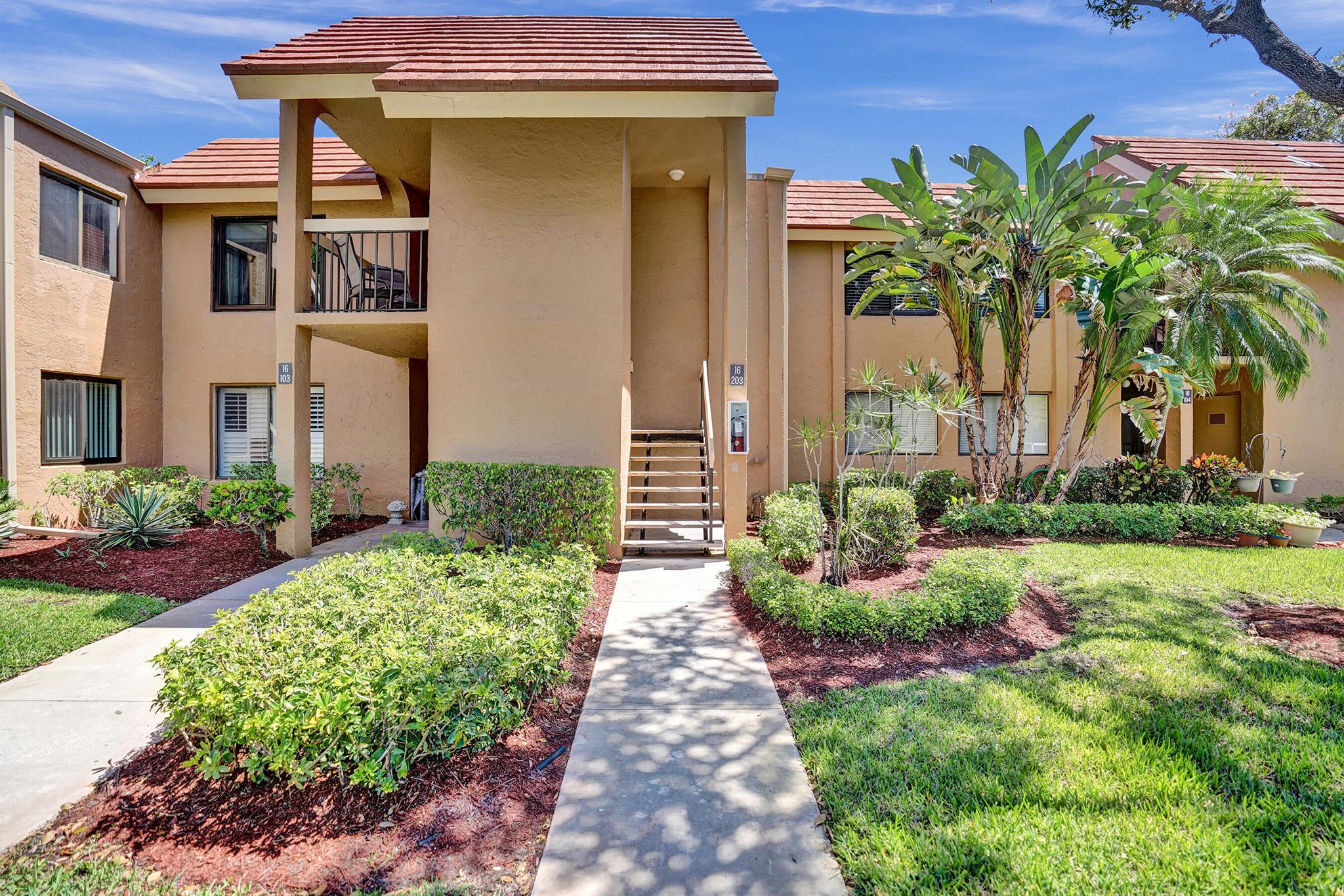 11172 Green Lake Drive 203