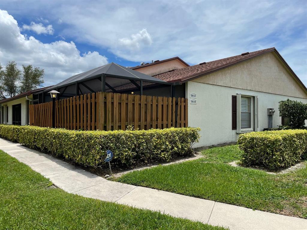 OAKWOOD II - Residential