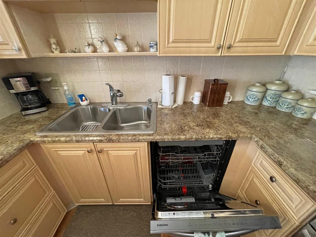 OAKWOOD II - Residential