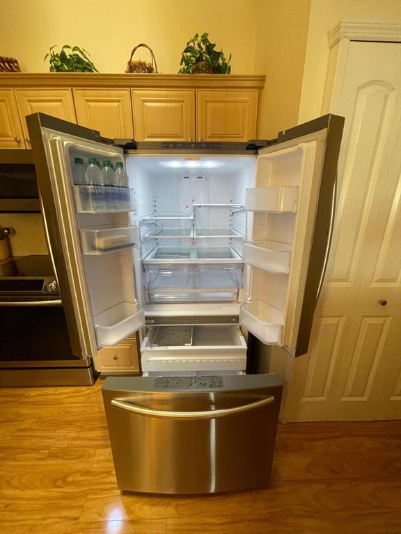 OAKWOOD II - Residential