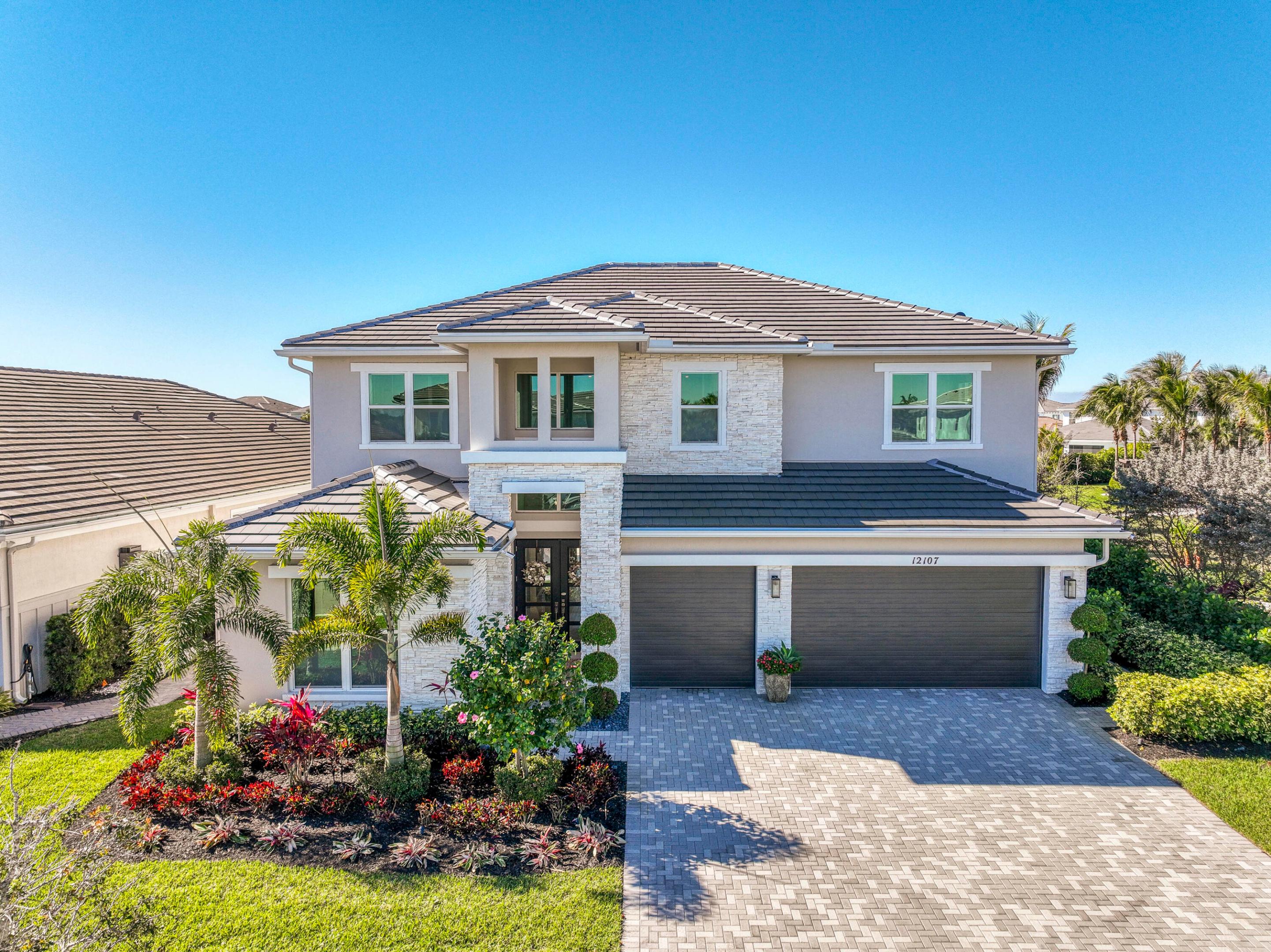 La Terre at Avenir - Residential