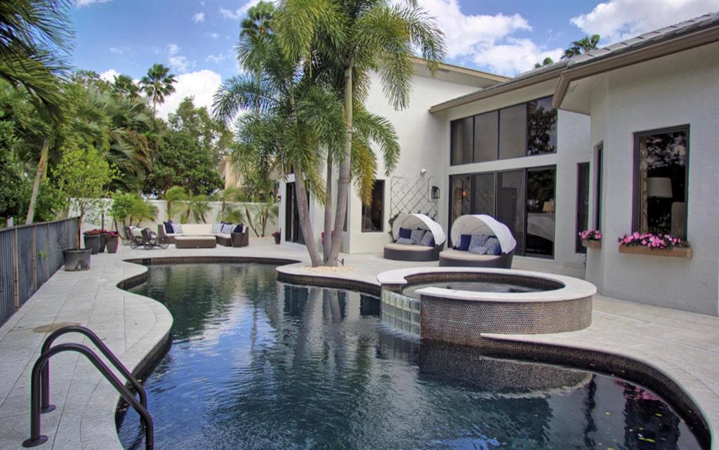 LONGWOOD GREEN OF PALM BE - Residential