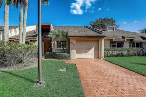 A home in Lake Worth