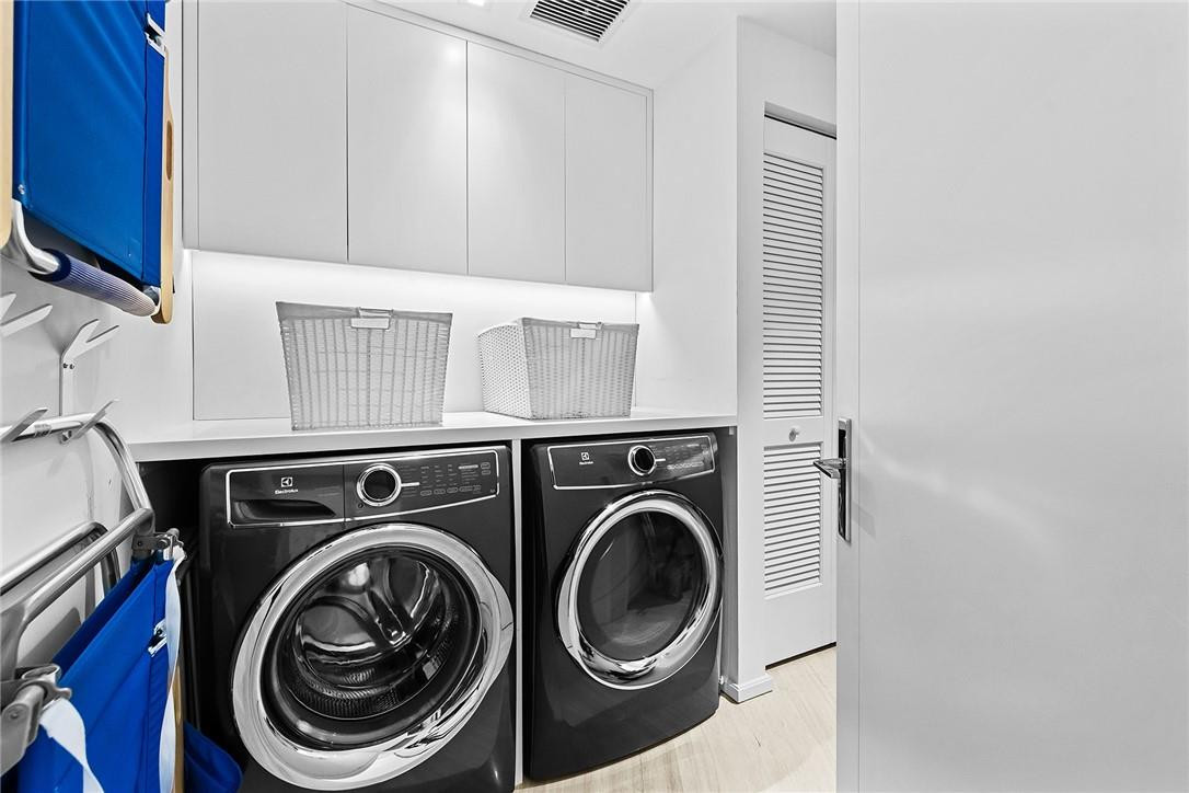 Paramount - Residential