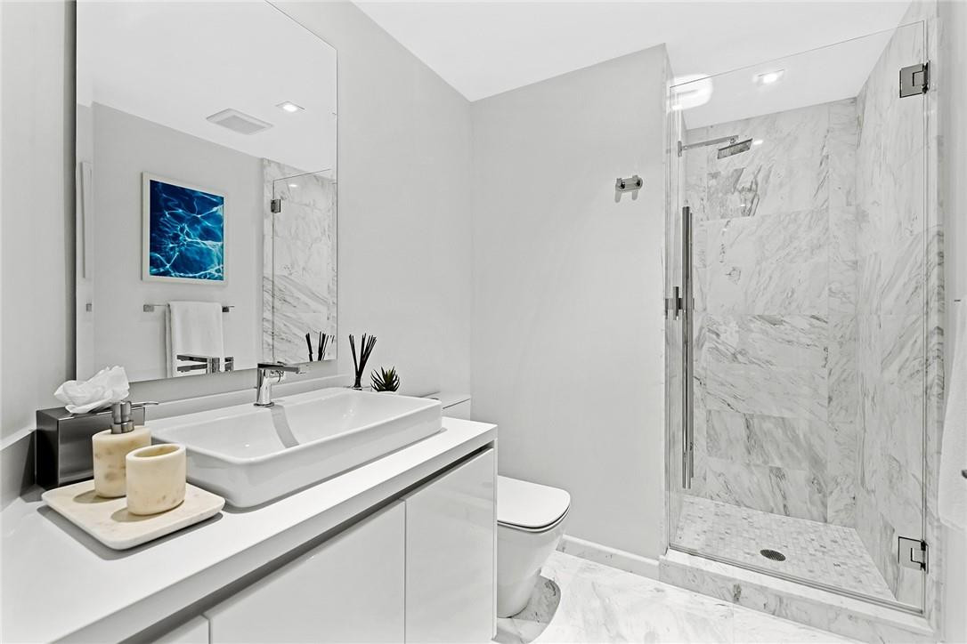 Paramount - Residential