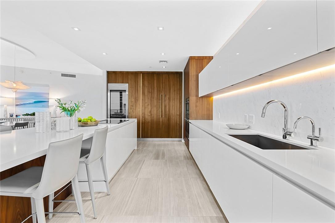 Paramount - Residential