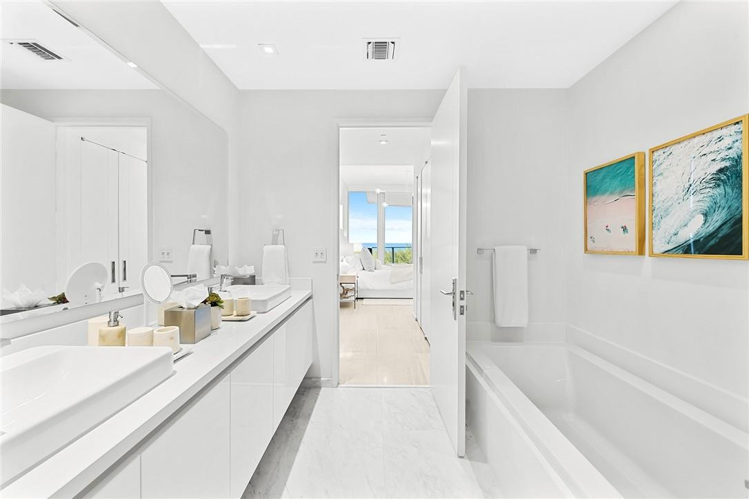 Paramount - Residential