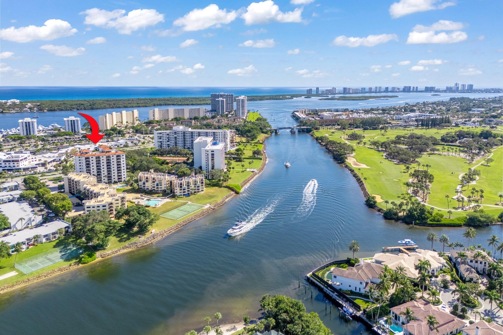 370 Golfview Rd 604