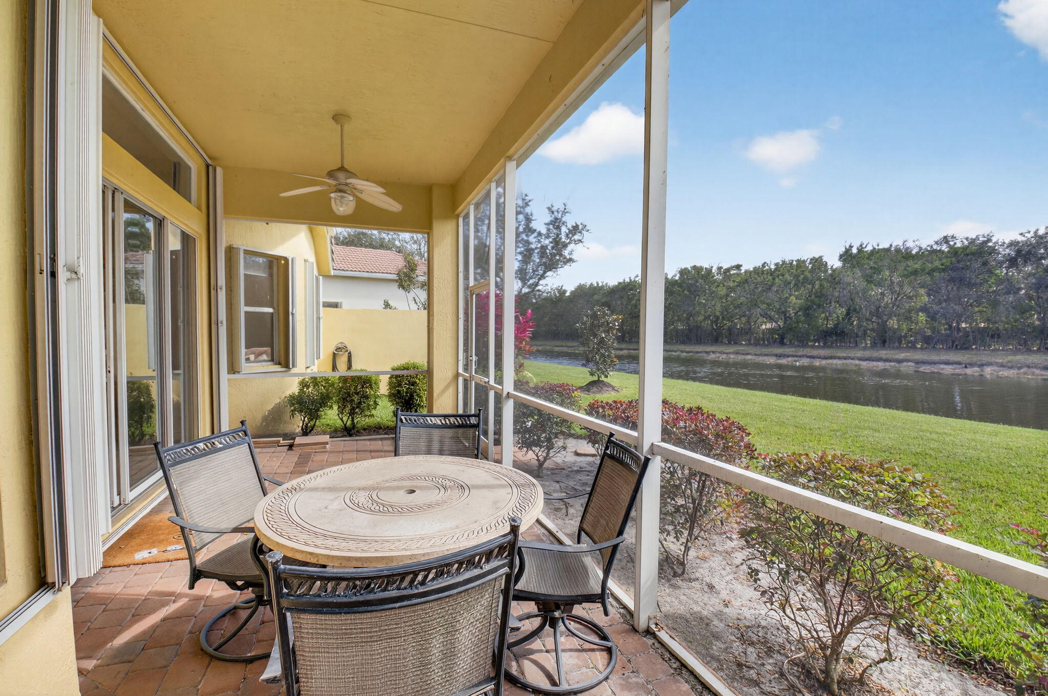 VILLAGGIO - Residential