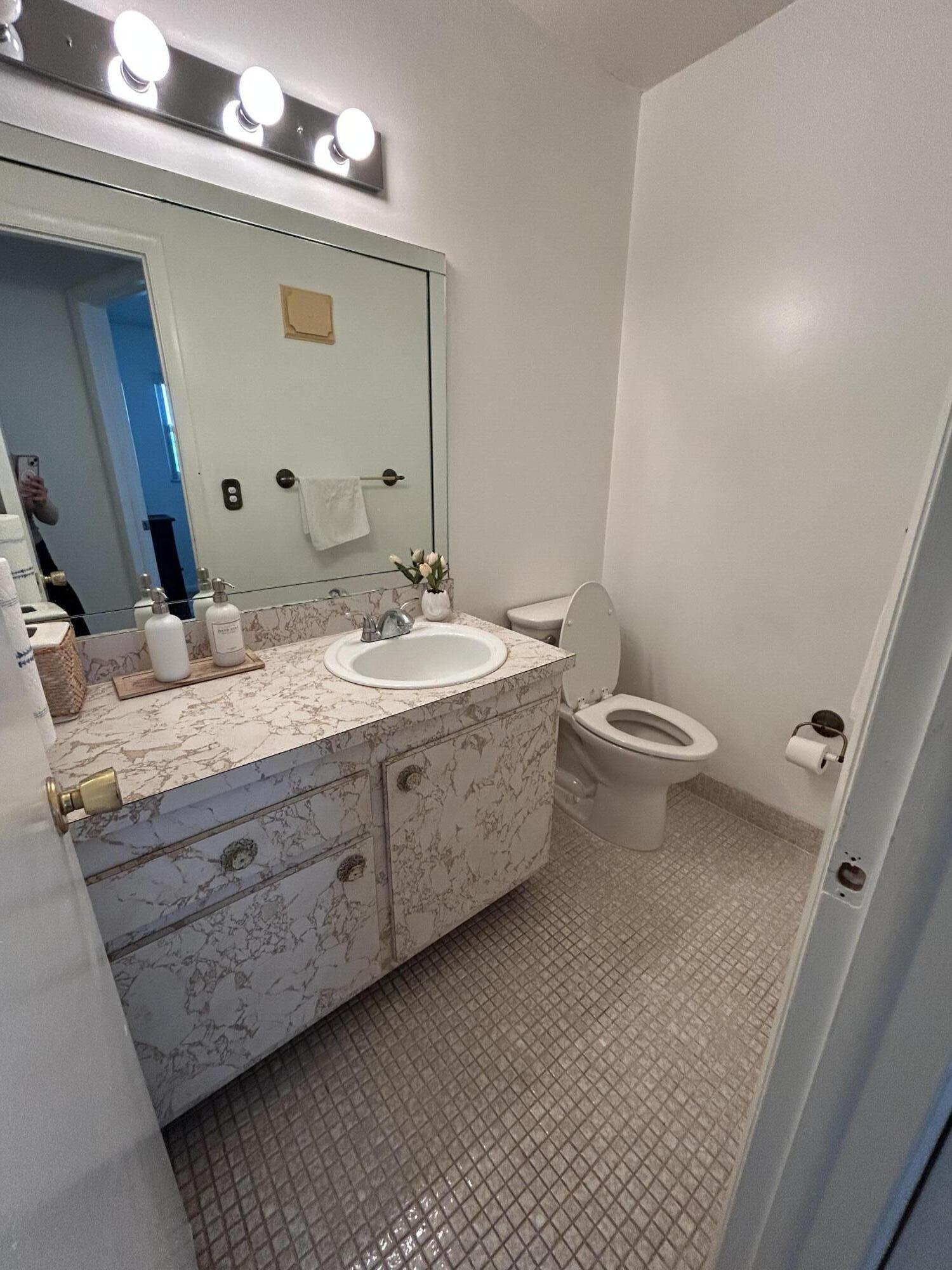 ROYAL PARK GARDENS I-B CONDO - Residential