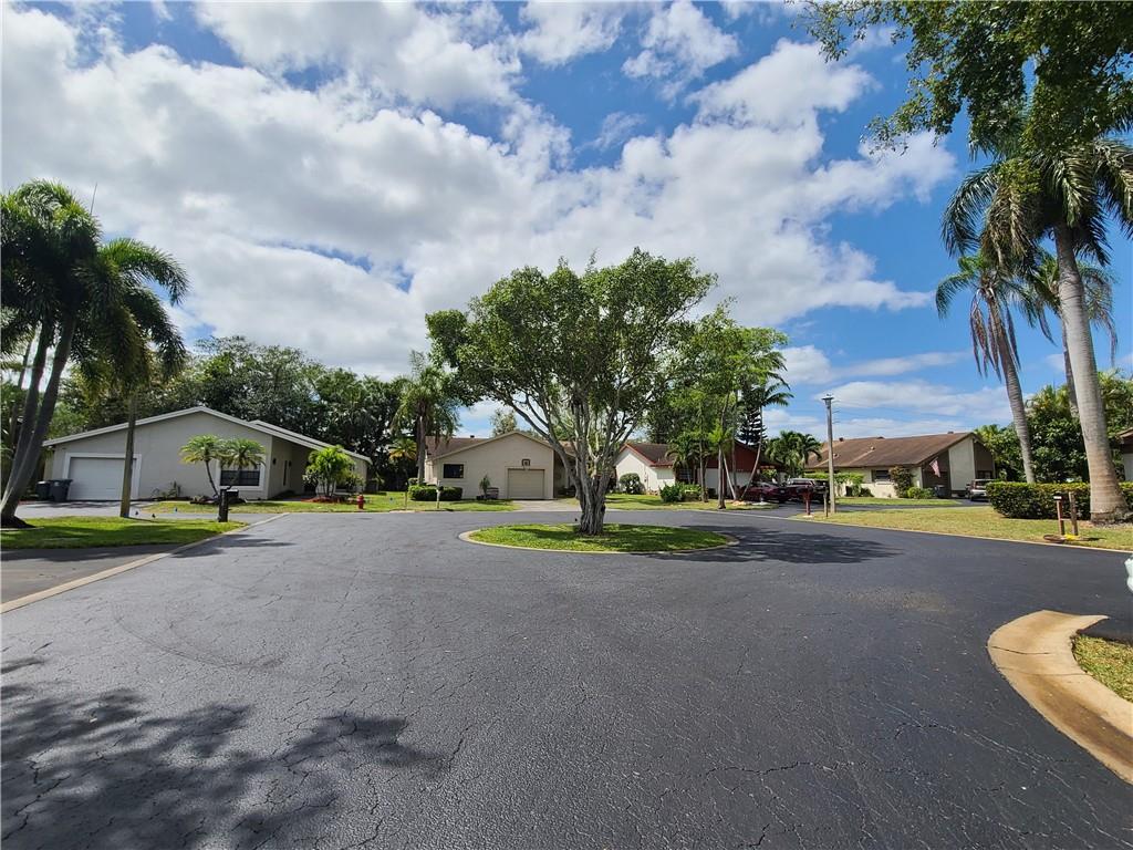 Arbor Wood Villas - Residential