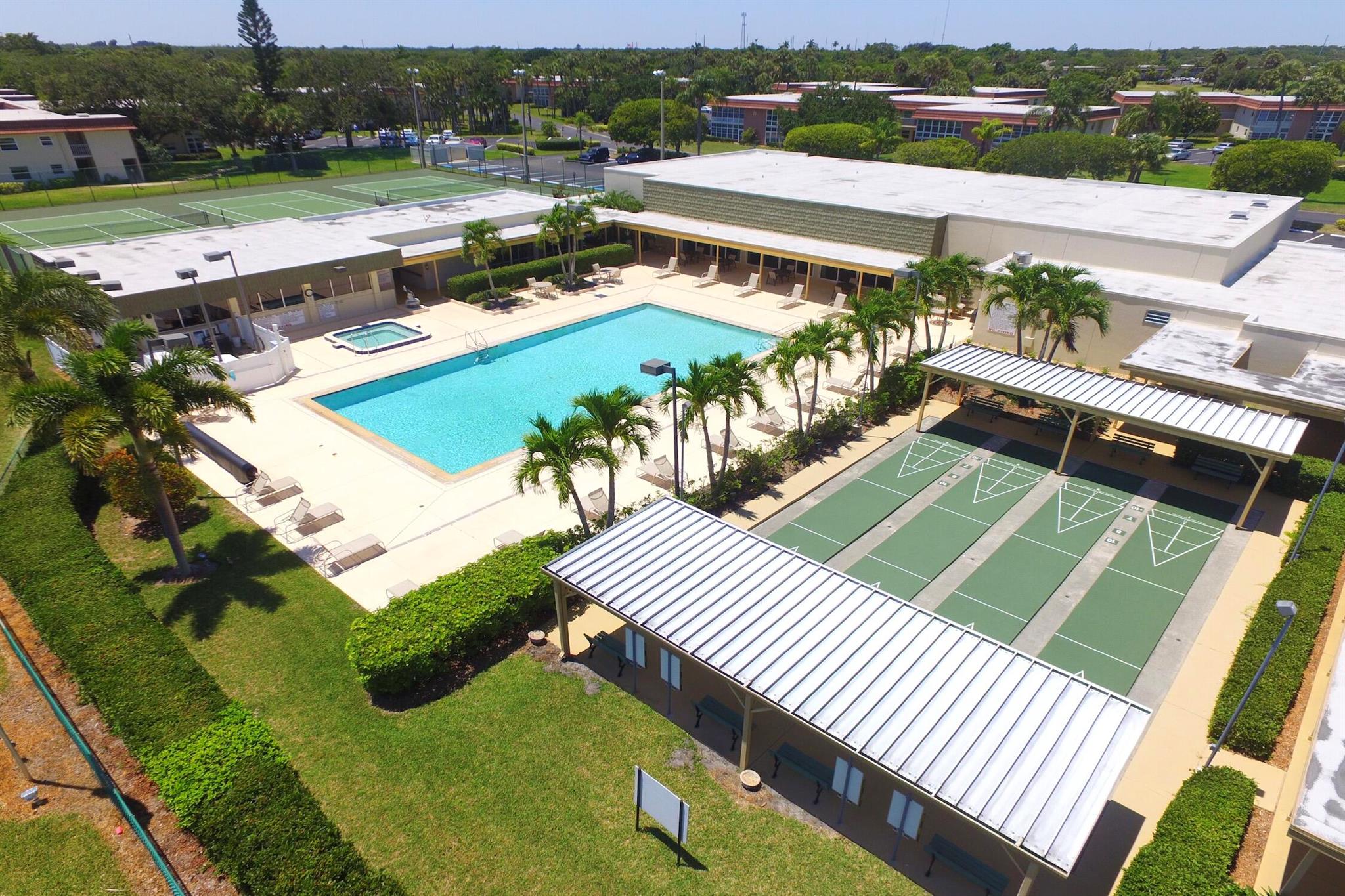 VISTA GARDENS F/K/A VISTA - Residential Lease