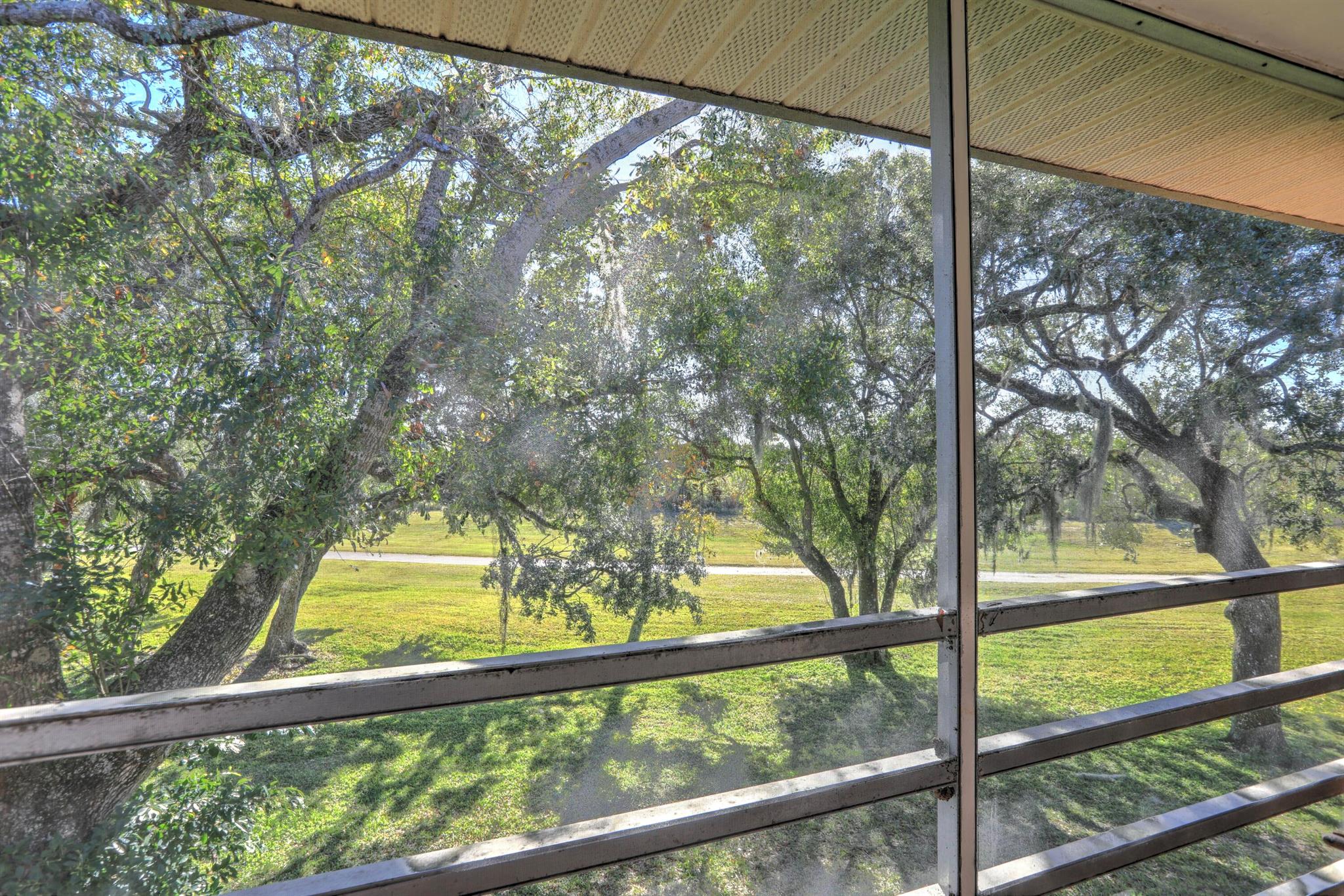 VISTA GARDENS F/K/A VISTA - Residential Lease