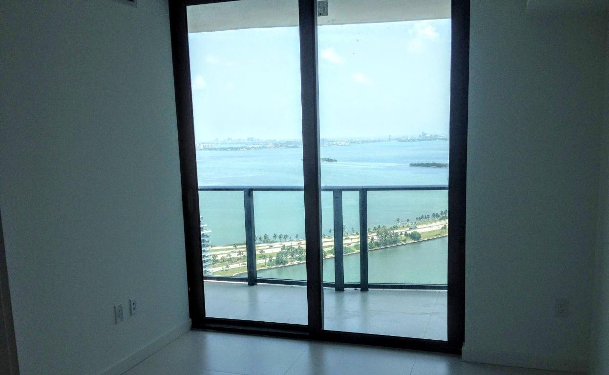 PARAISO BAYVIEWS CONDO - Residential Lease
