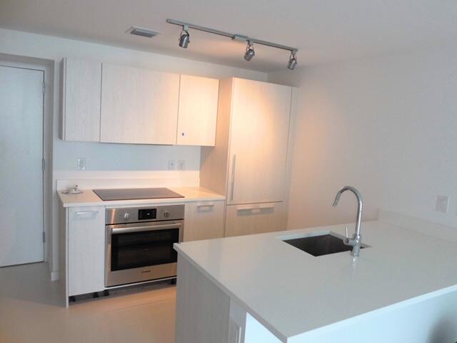 PARAISO BAYVIEWS CONDO - Residential Lease