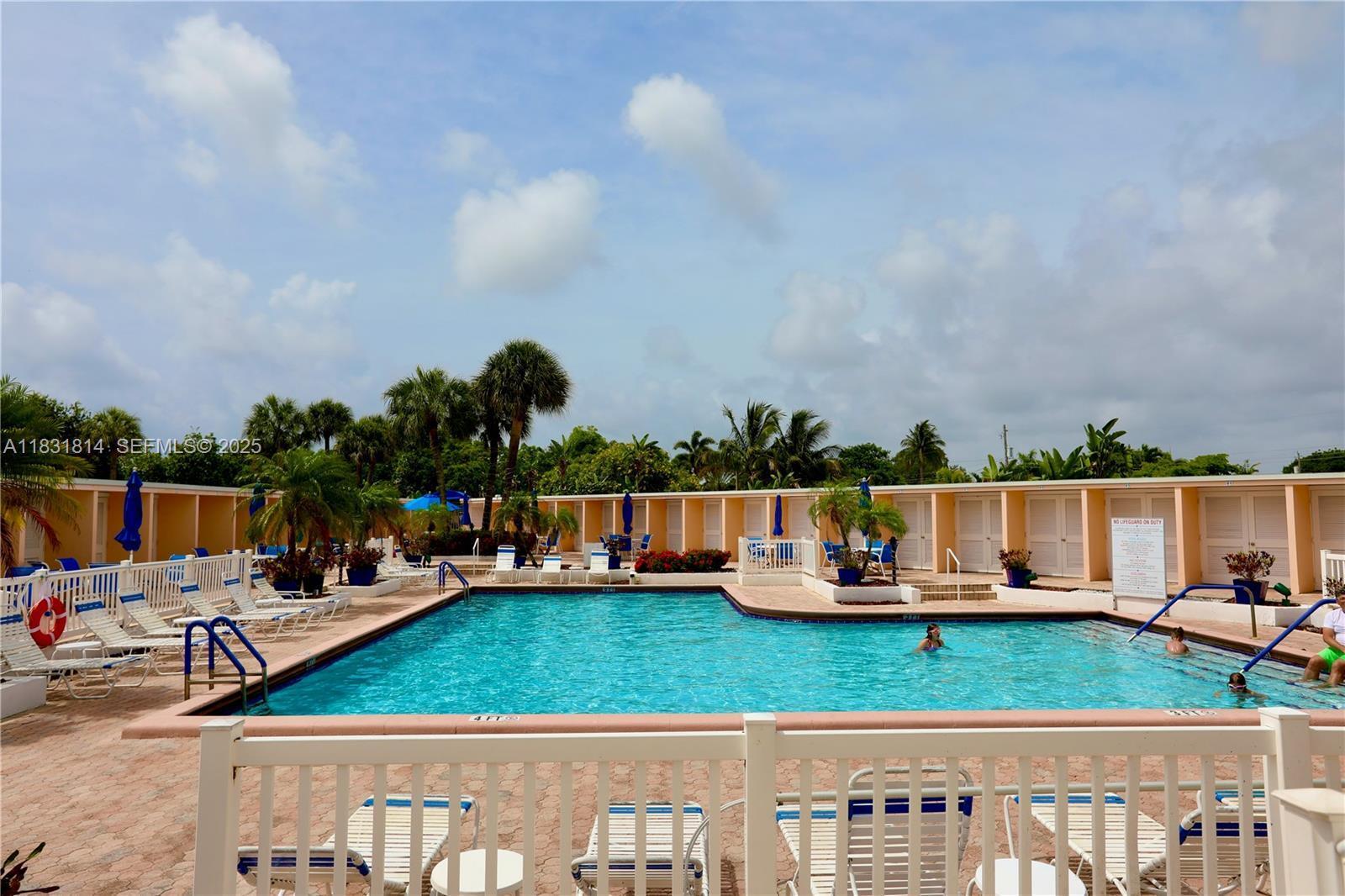 IMPERIAL POINT COLONNADES - Residential Lease