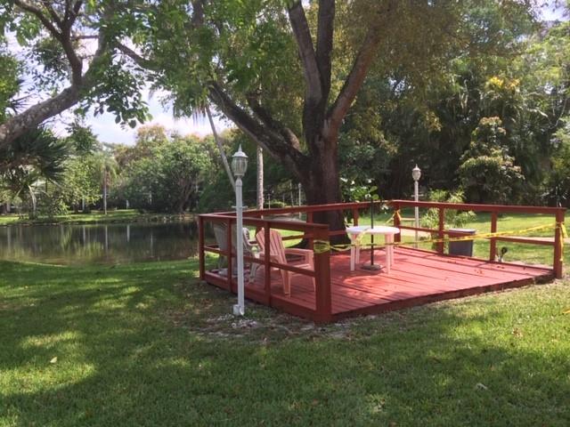 DEERFIELD LAKE - Residential