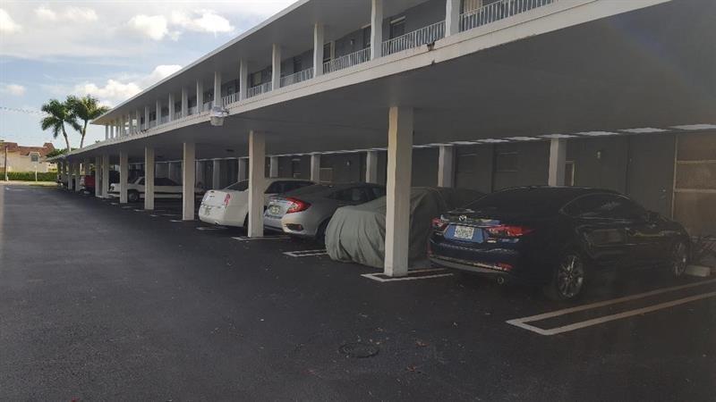 DEERFIELD LAKE - Residential