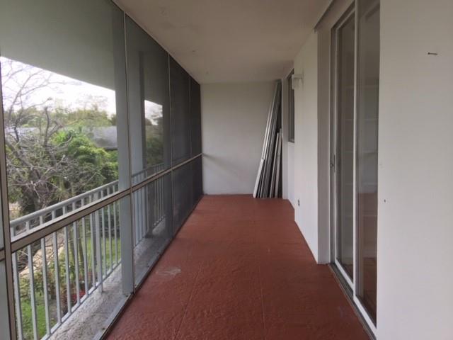 DEERFIELD LAKE - Residential